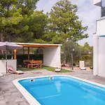 Hébergement de vacances Vlahov Ii *